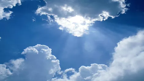 Sun in white cloud 784254