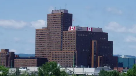 Explainer: How Telus and Bell became each others wholesalers